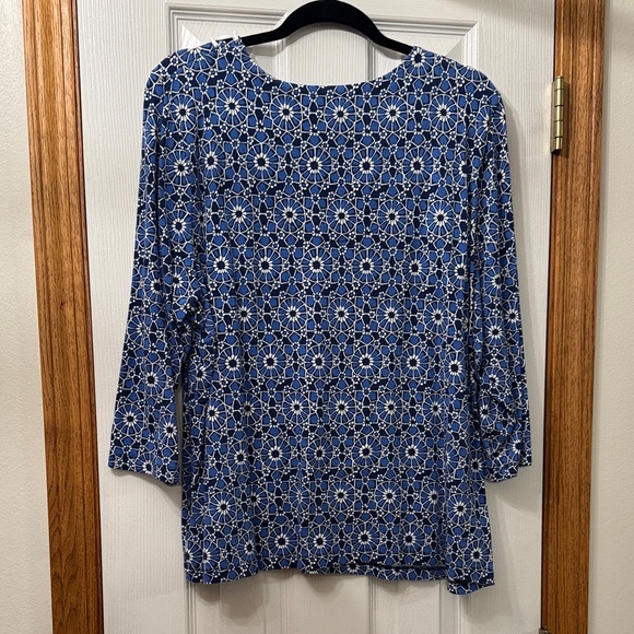 Ruby Rd. Navy and White Patterned Blouse - Picture 4 of 6